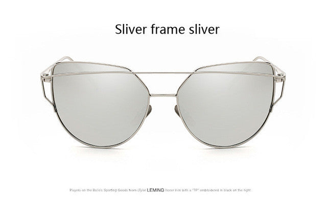 Sonnenbrille mit verspiegelten Gläsern von Twin Beam